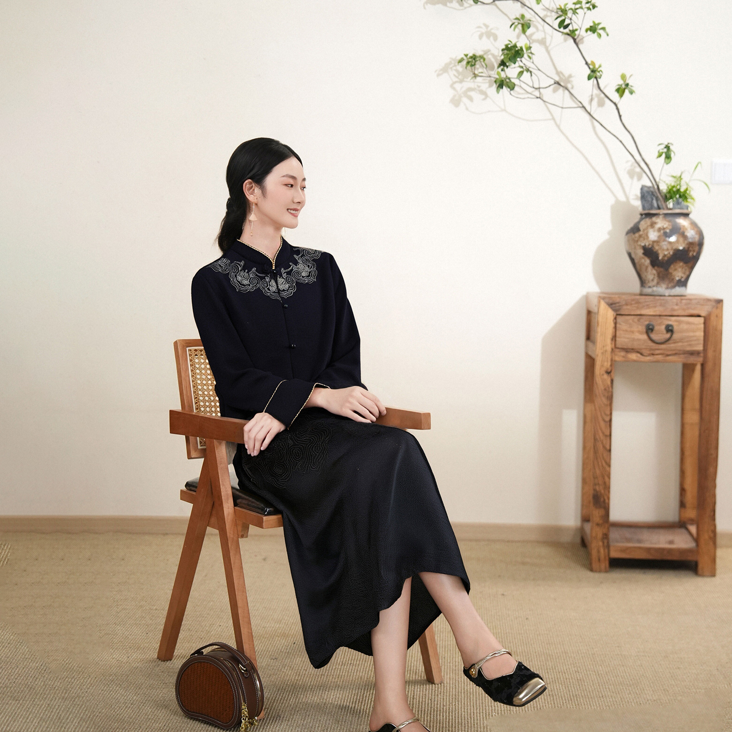 布符「青黛金色刺绣可水羊毛上衣」秋冬针织开衫女装MDCXYM6