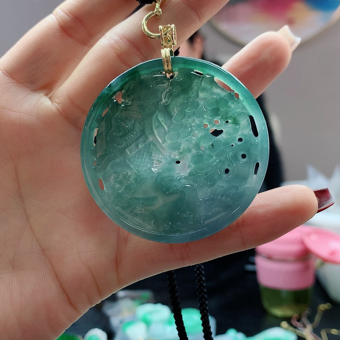 【闪购商品】翡翠吊坠(赠链)合金