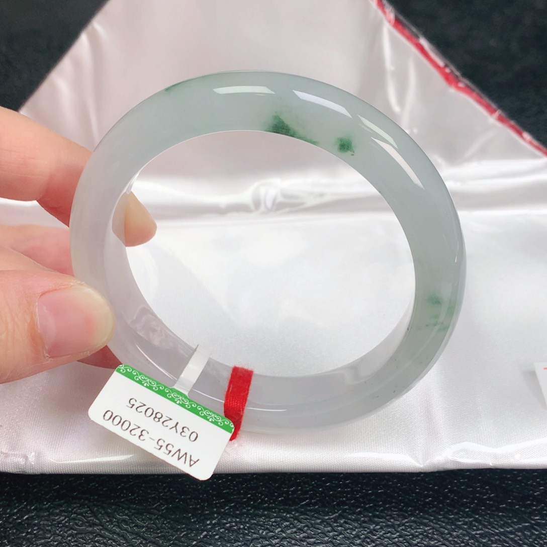 翡翠手镯未镶嵌55正