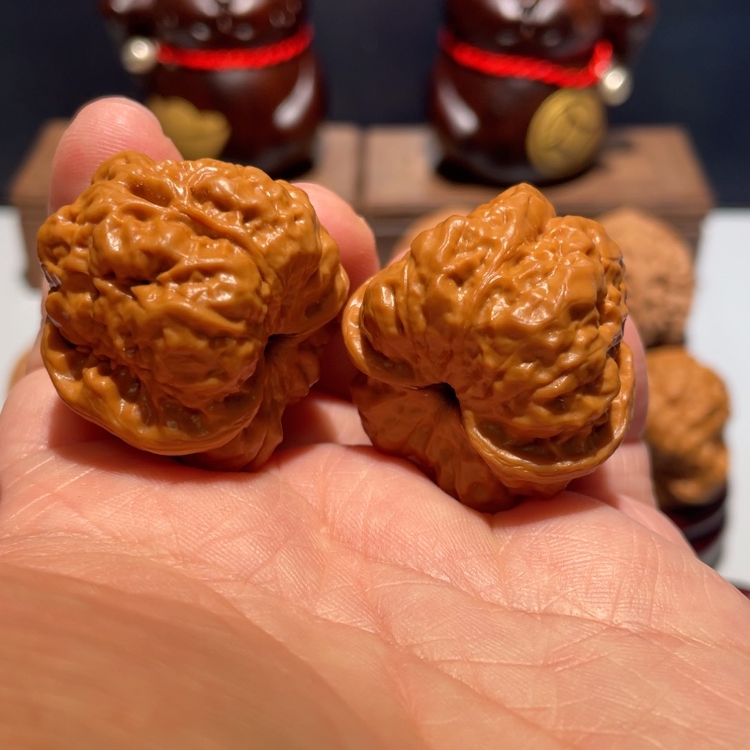 文玩核桃把件遂*蛤蟆头33