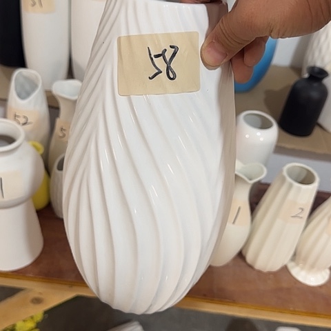 瓶树叶陶瓷28厘米花瓶
