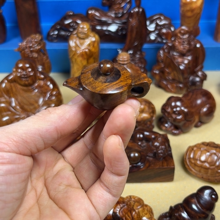 黄花梨降香黄檀把件