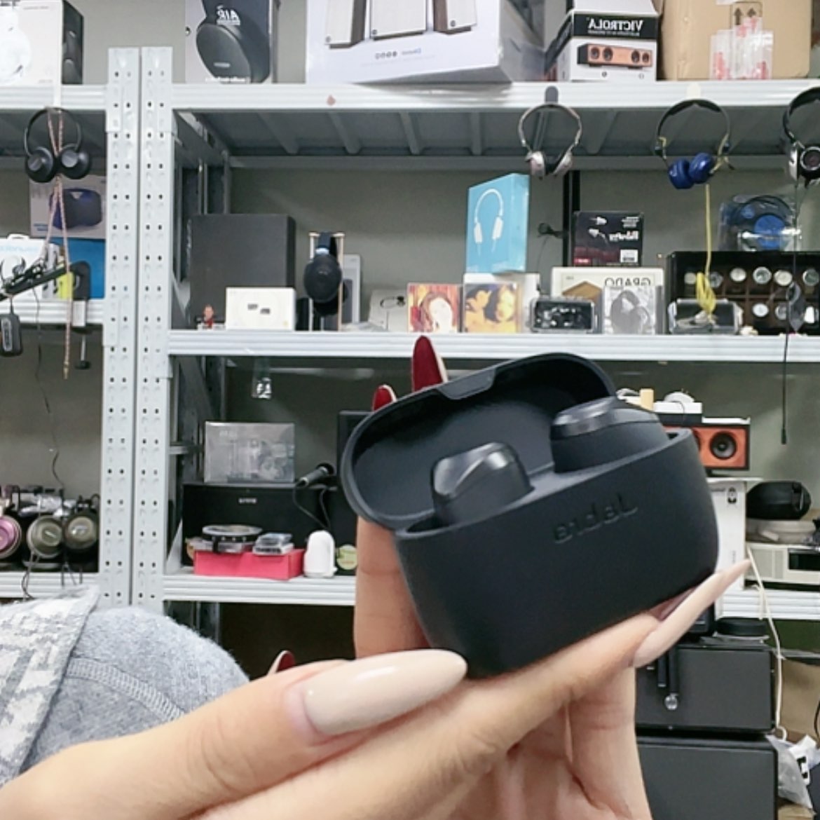 【闪购商品】95新85t