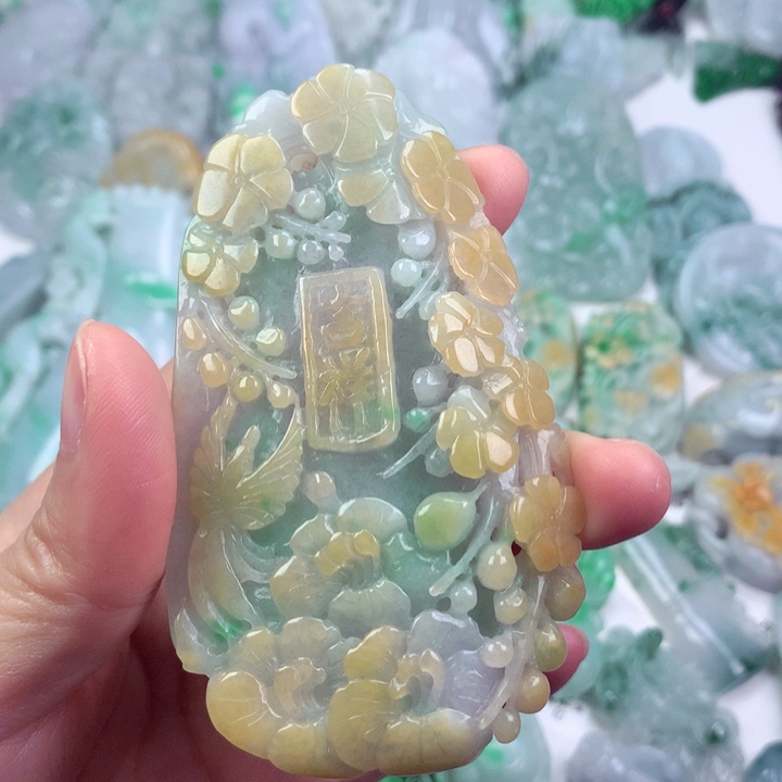翡翠未镶嵌吊坠(不含链)
