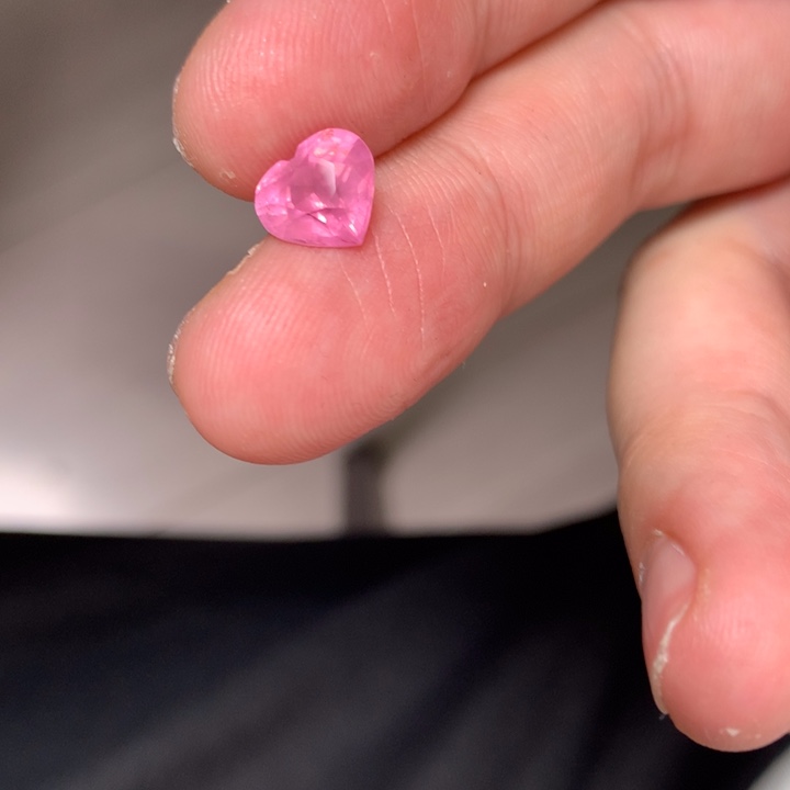 尖晶石裸石未镶嵌e**n