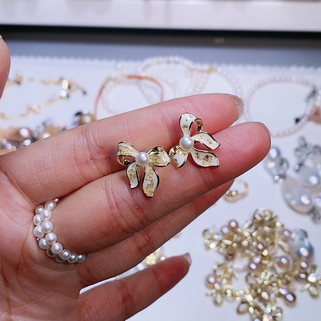 【闪购商品】淡水珍珠耳饰未镶嵌