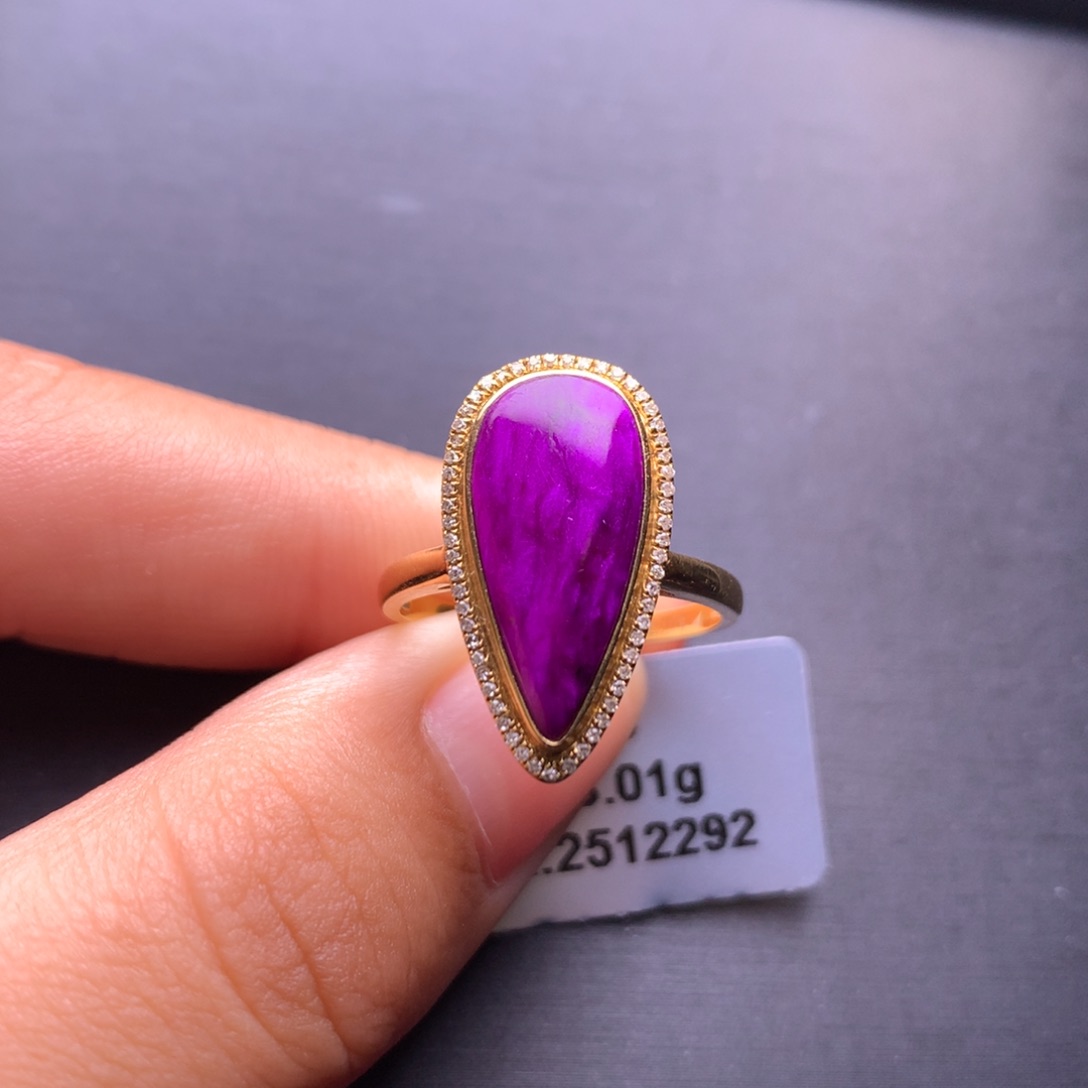 苏纪石（舒俱来）18K金镶嵌戒指