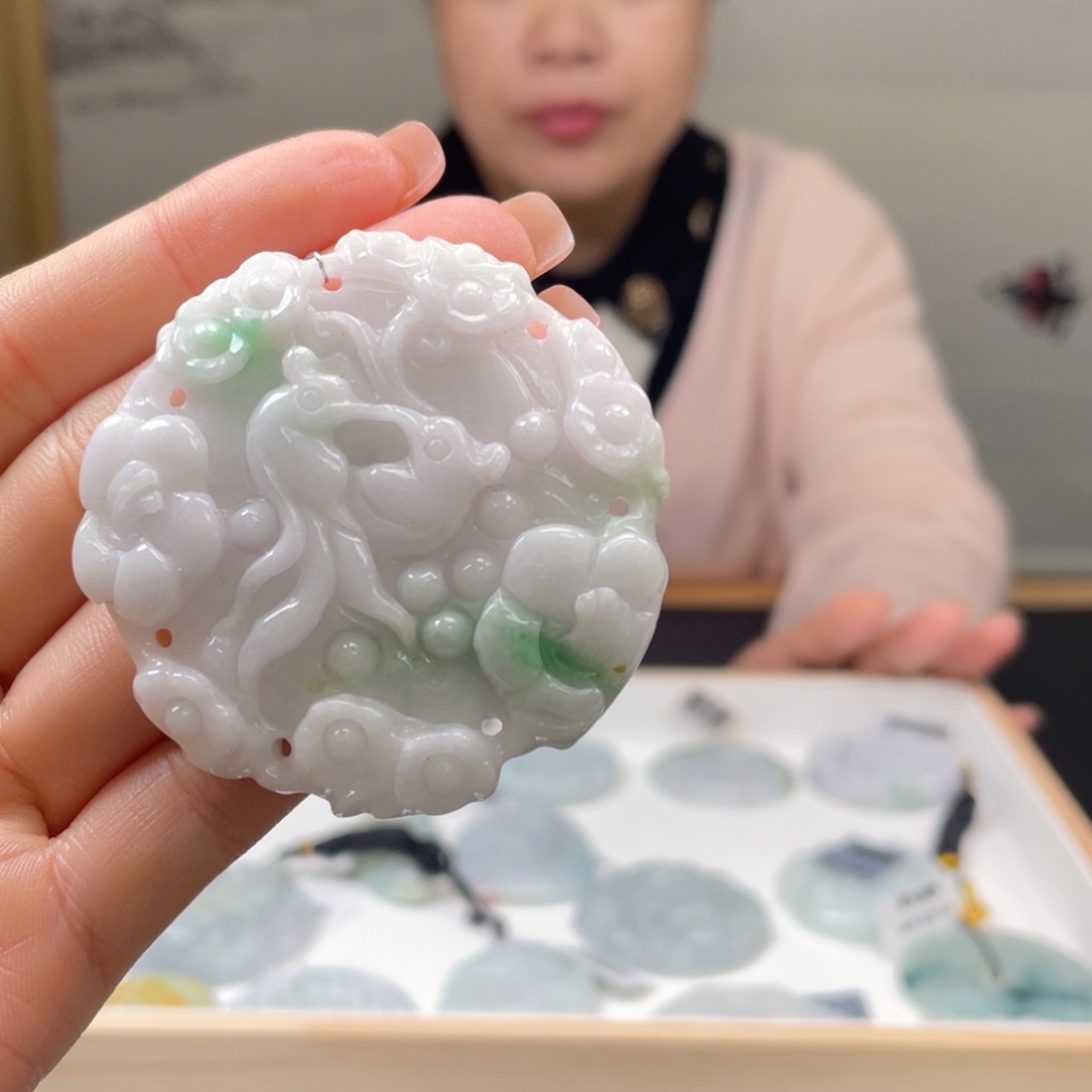 翡翠吊坠(不含链)未镶嵌