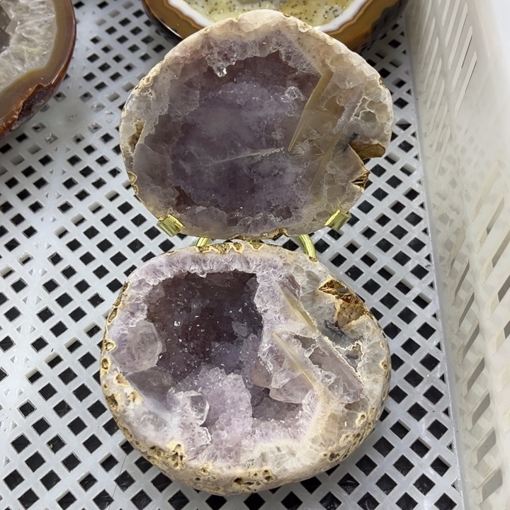 未镶嵌水晶珠宝半成品