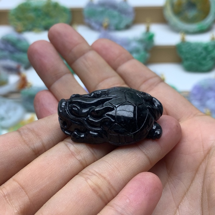 颈饰未镶嵌翡翠一***苗翡翠