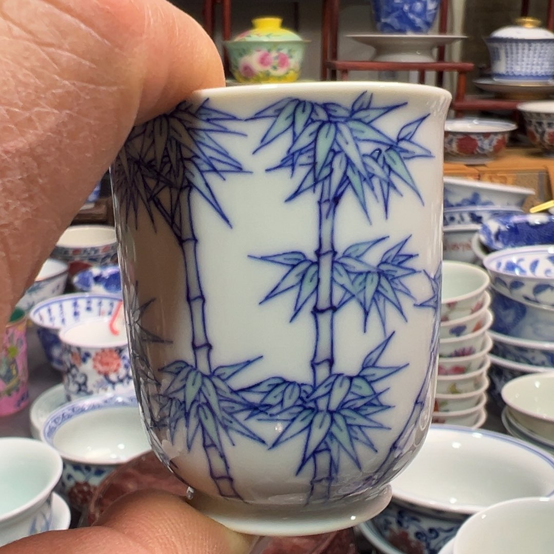 昕***依景德镇陶瓷研究所