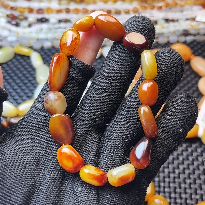 和田玉未镶嵌手链