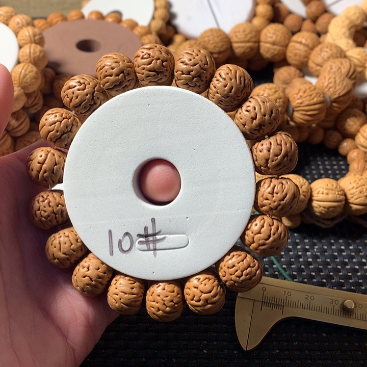 凯***手串桃核10号链接，