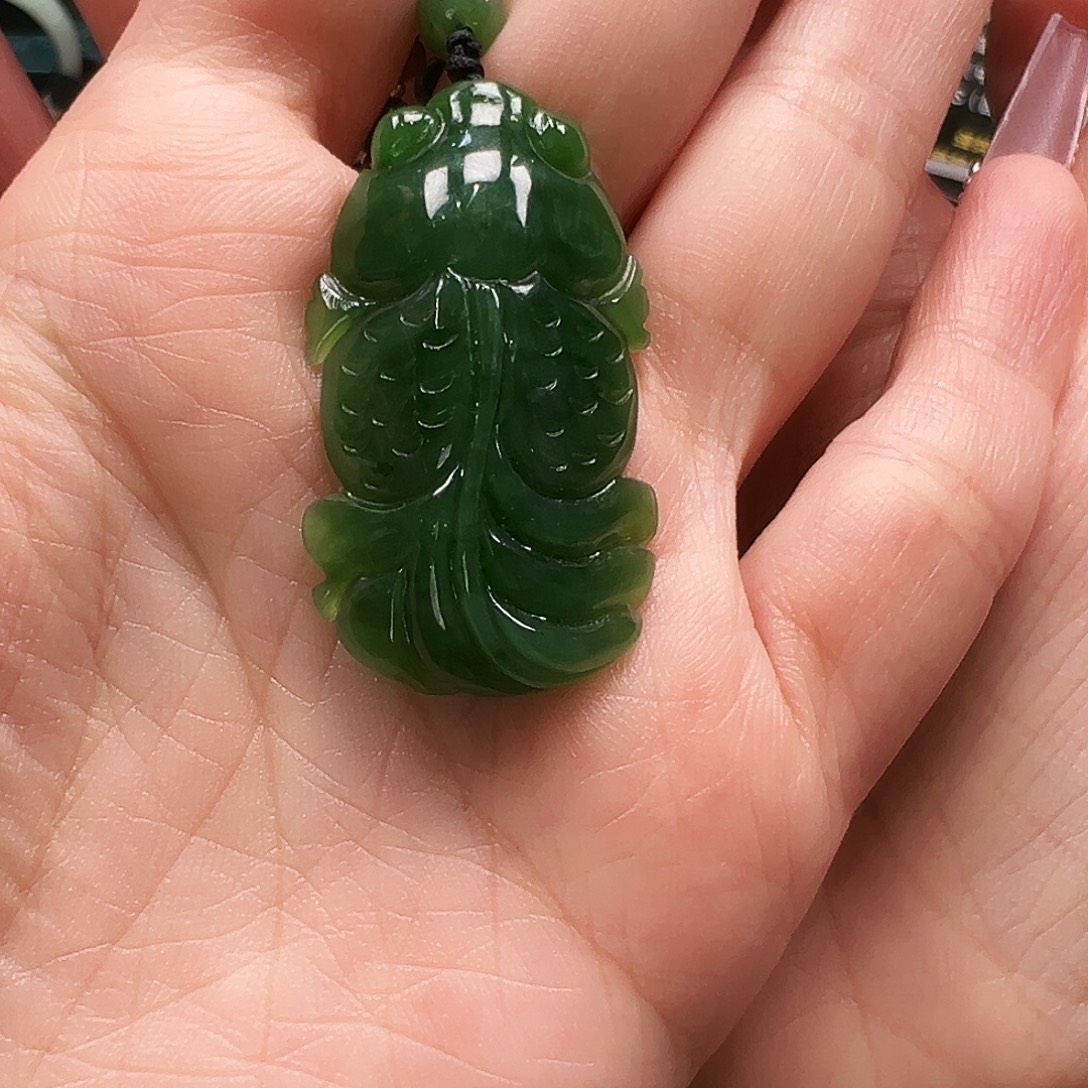 M***O和田玉（糖玉）未镶嵌颈饰