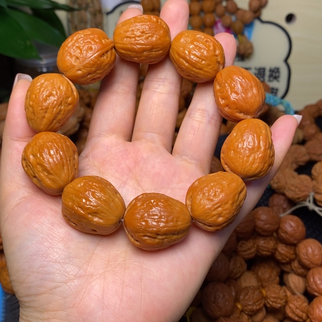 晓***漫文玩核桃手串白菜