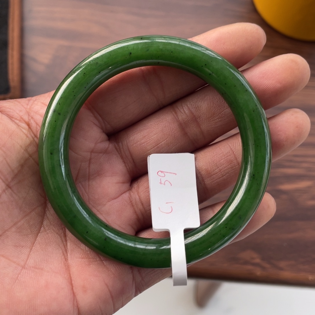 和田玉（碧玉）手镯未镶嵌