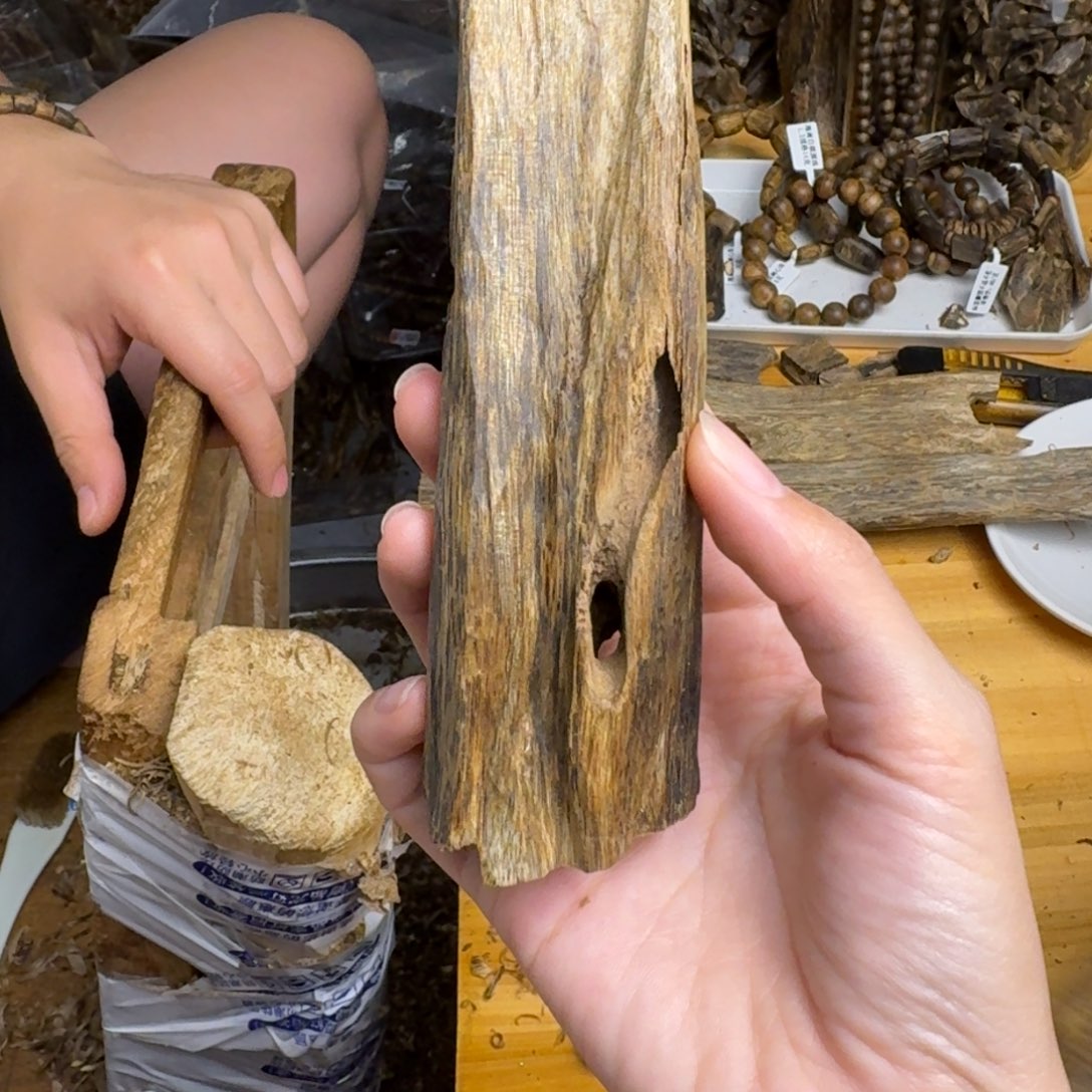 沉香沉香碎屑白棋品种块料 45克