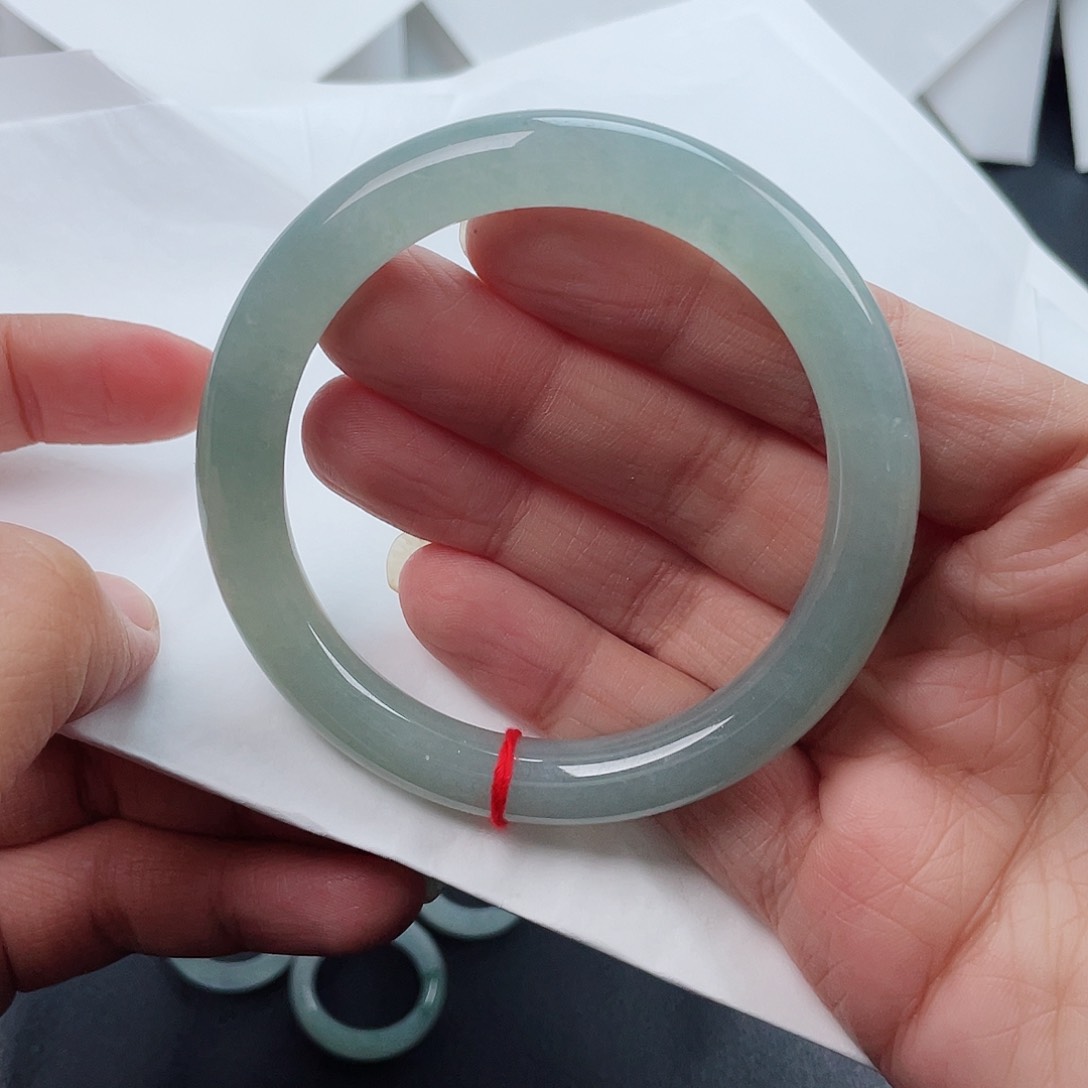 翡翠手镯未镶嵌55翡翠