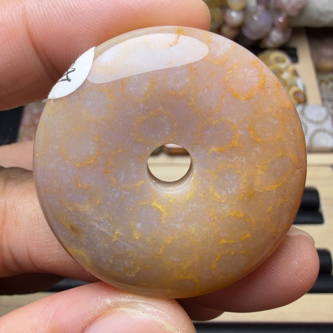 硅化玉未镶嵌天然色有机玉石保真色