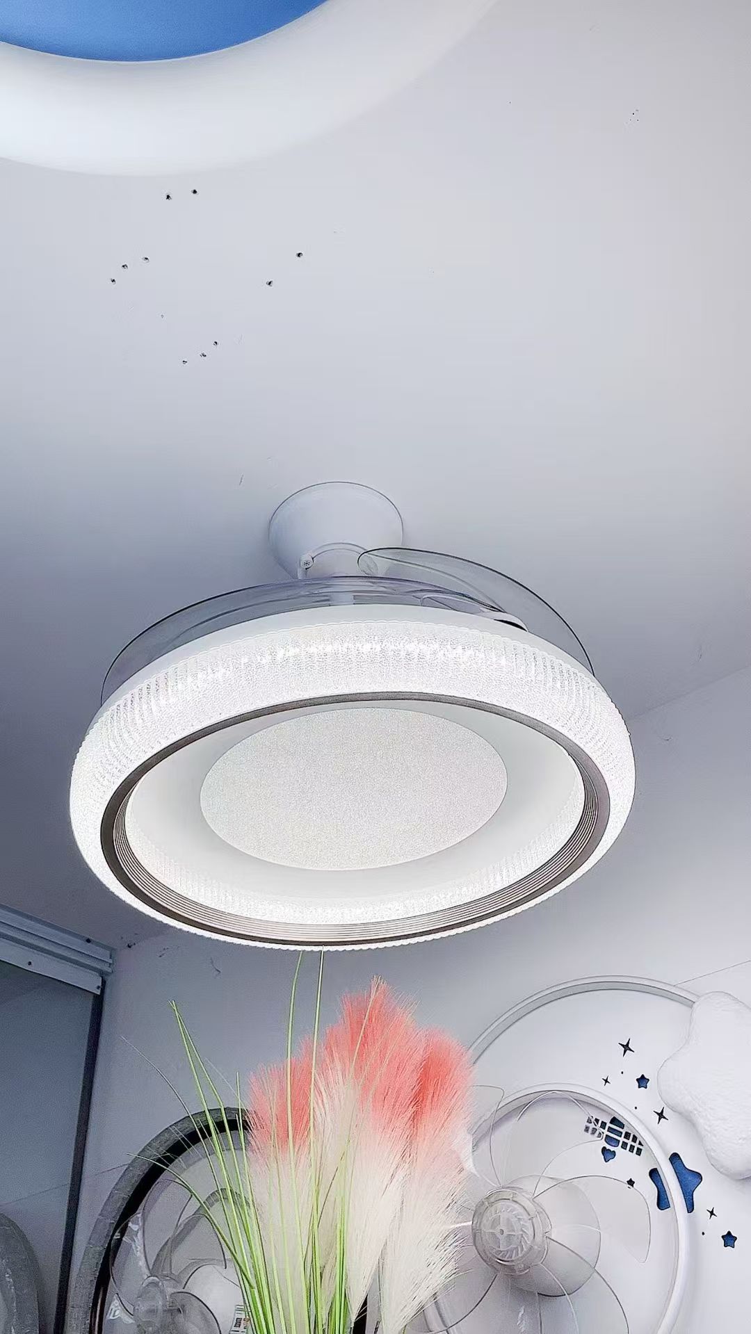 {派普}2025广东中山原版全铜电机大风力卧室餐厅风扇灯简约时尚款