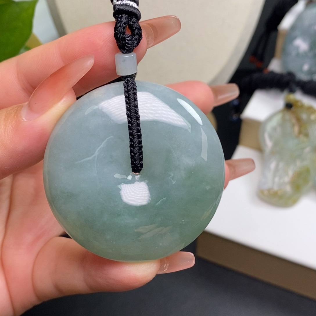 翡翠未镶嵌颈饰缅甸天然A货翡翠