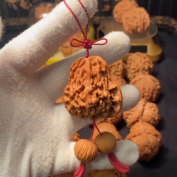 文玩核桃吊坠葫芦