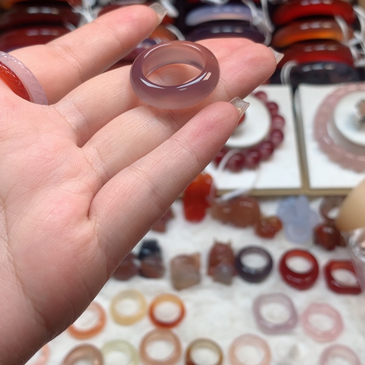 玛瑙/玉髓手镯未镶嵌？****？