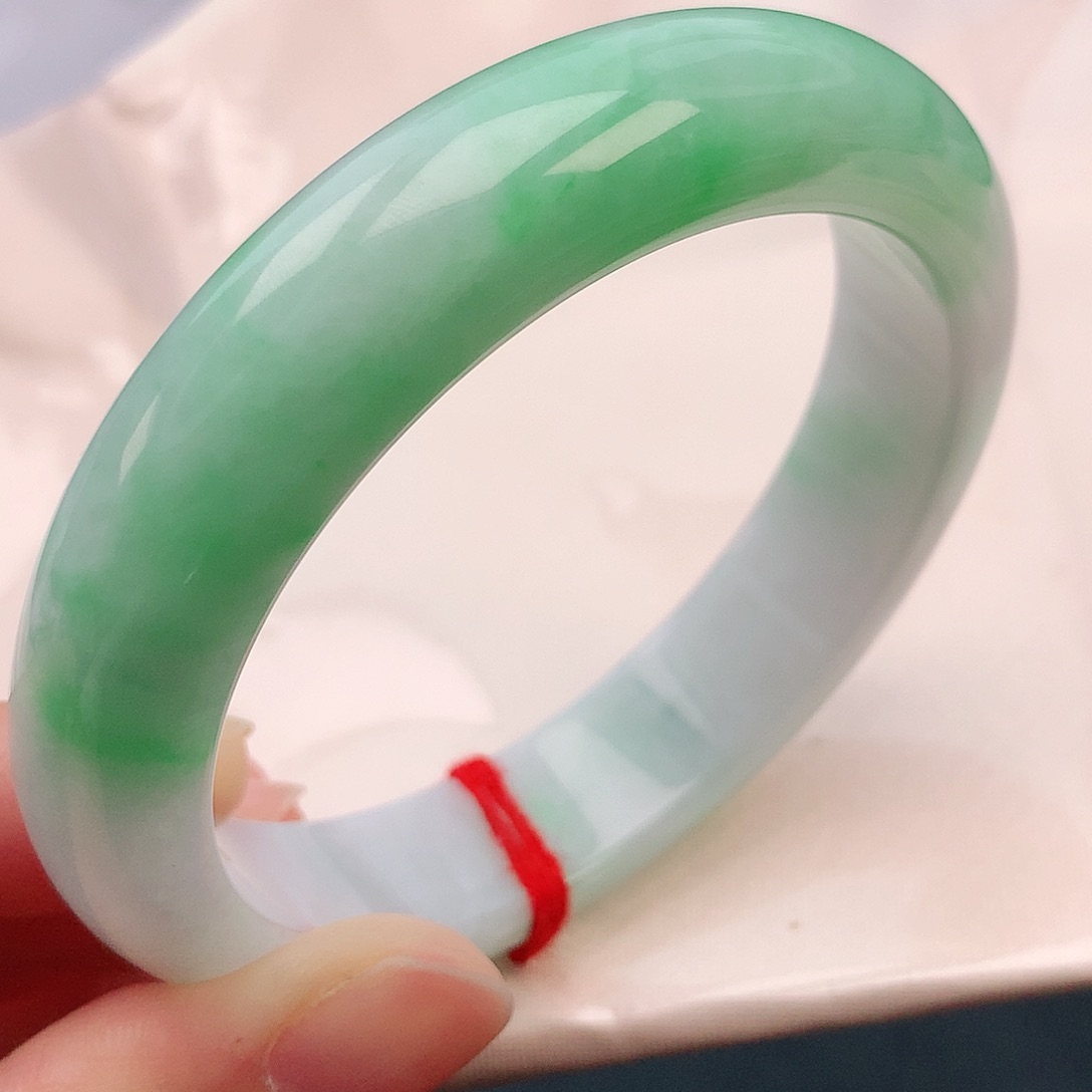 翡翠手镯未镶嵌53圈口882574