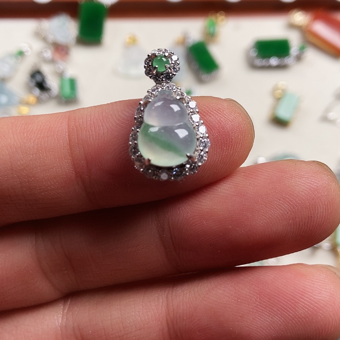 翡翠银S925镶嵌颈饰