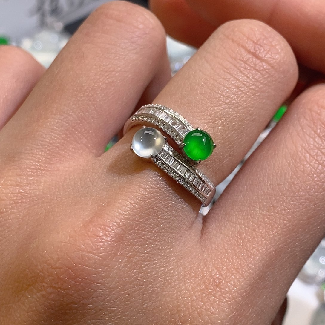 翡翠戒指18K金镶嵌天然缅甸A货翡翠