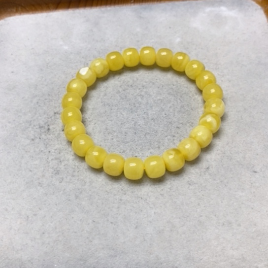 蜜蜡裸石未镶嵌手串