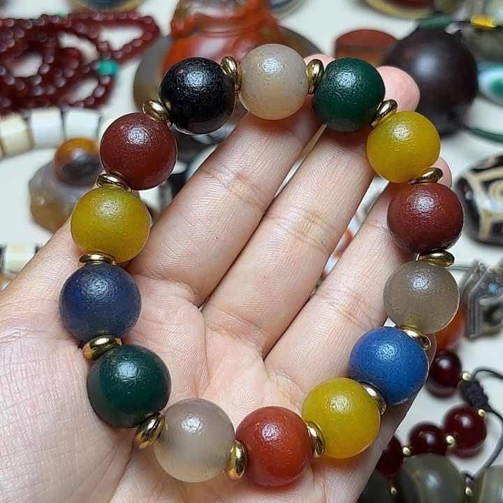 玛瑙/玉髓手链未镶嵌未开价