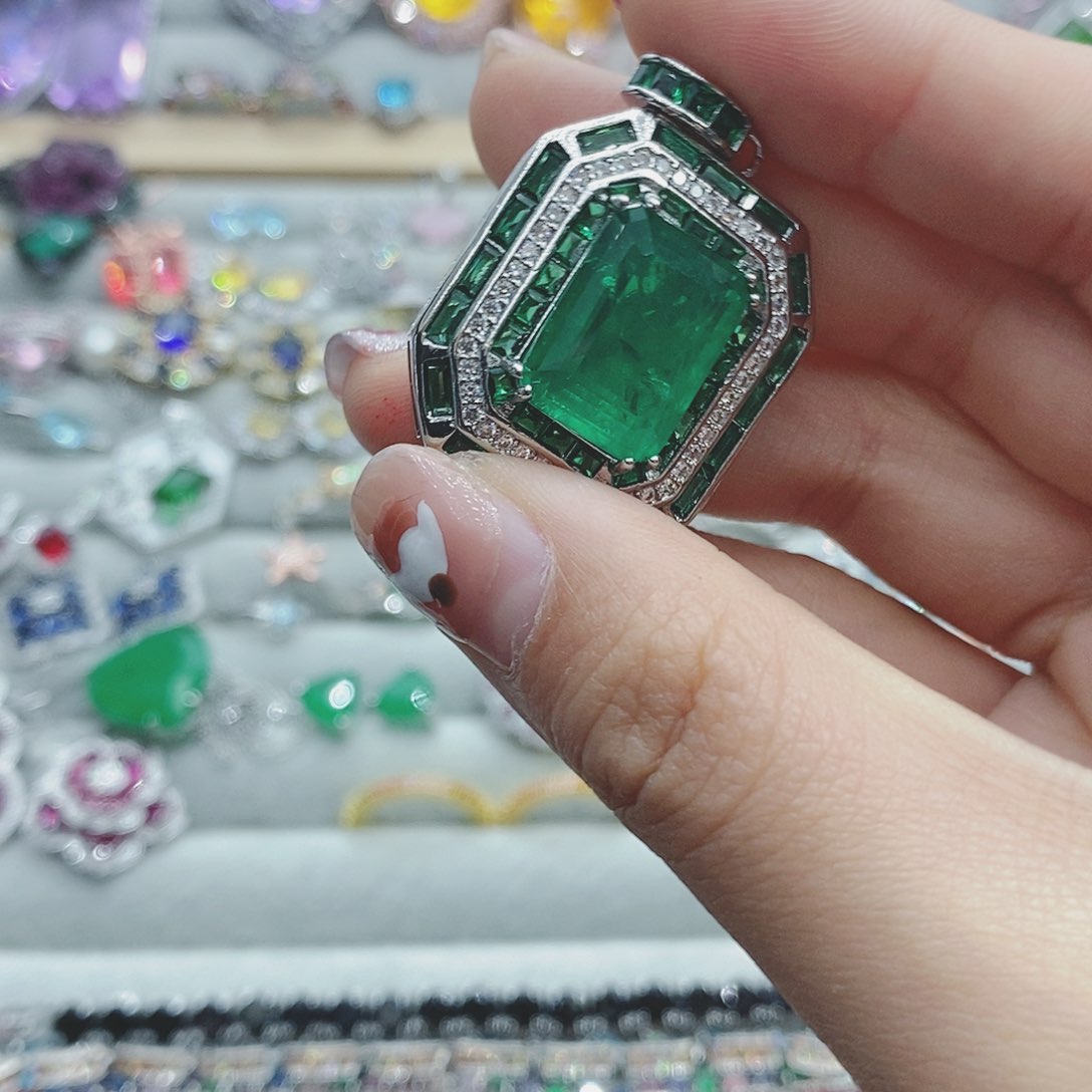 【闪购商品】托帕石耳饰银S925镶嵌