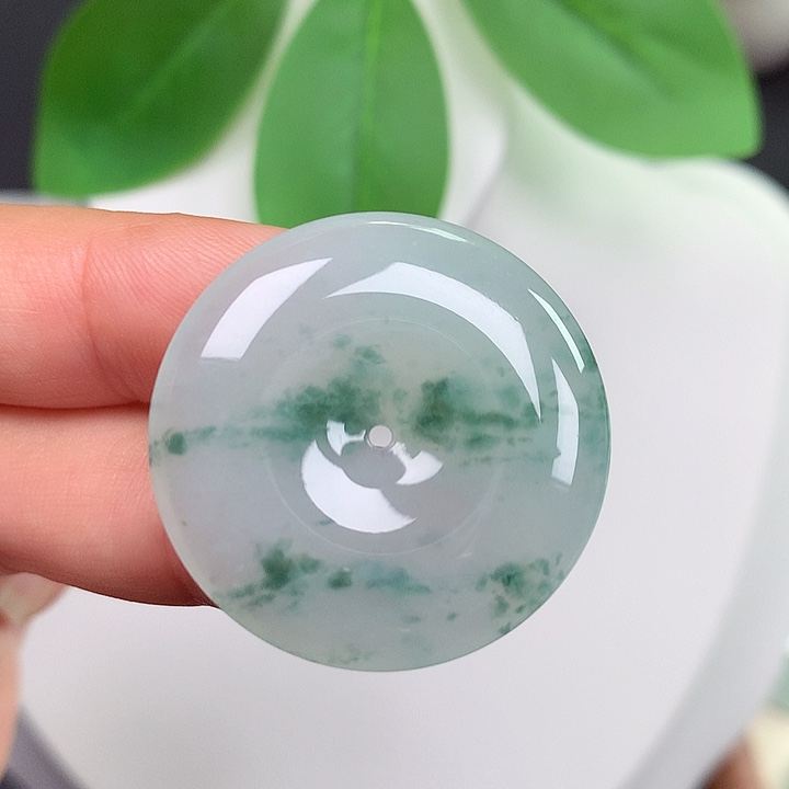 翡翠未镶嵌颈饰平安扣 29.8x5.1mm