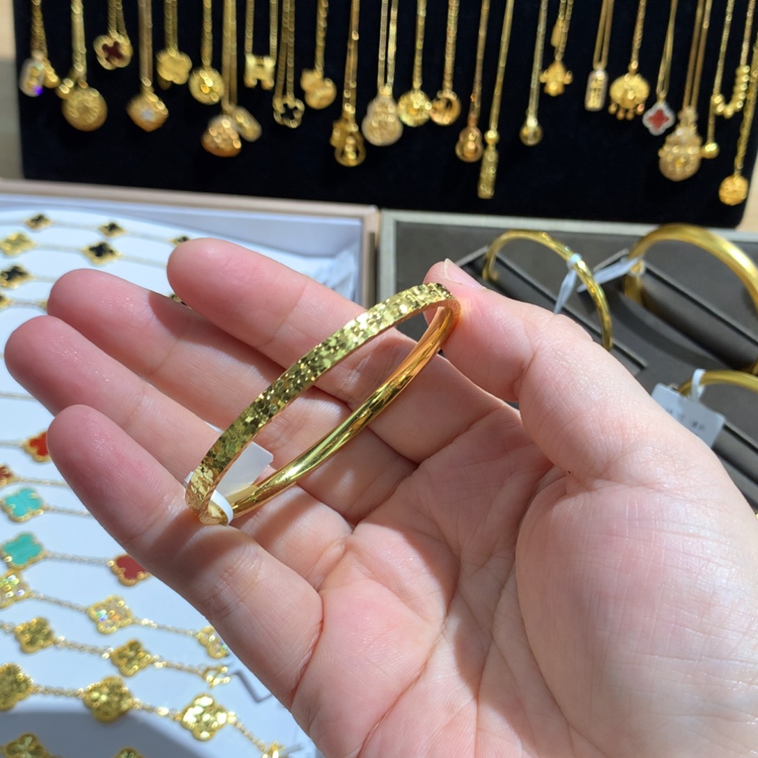 足银碎冰冰时尚简约手镯