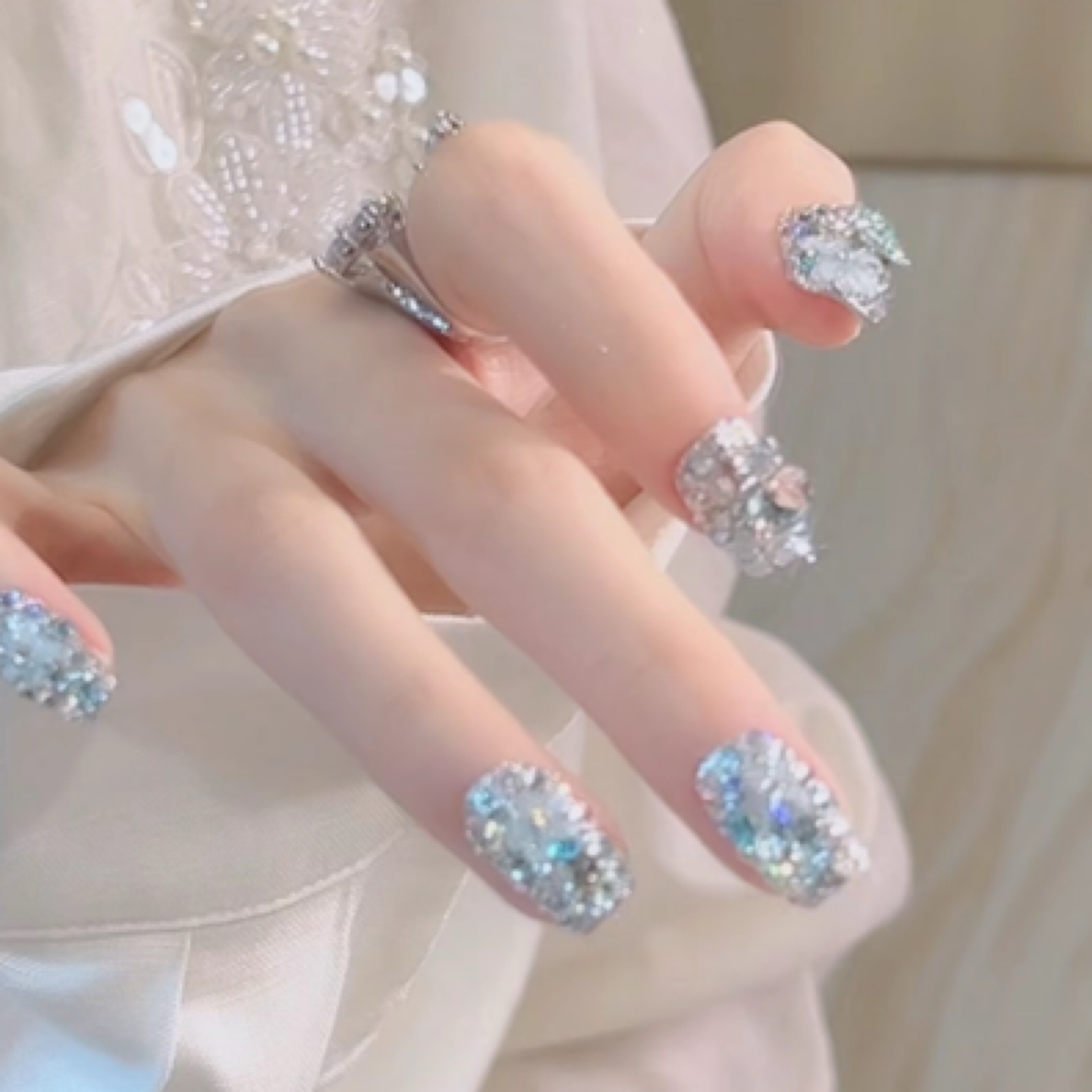 Tuge Nail “海岛听风” 【华子高定】设计师高级原创带钻美甲甄妹