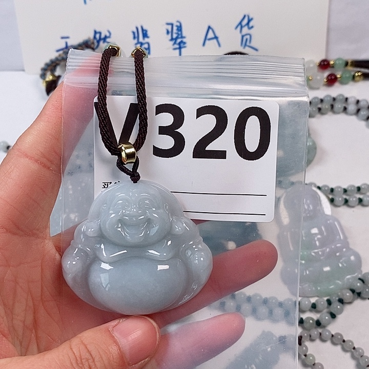 翡翠颈饰未镶嵌天然