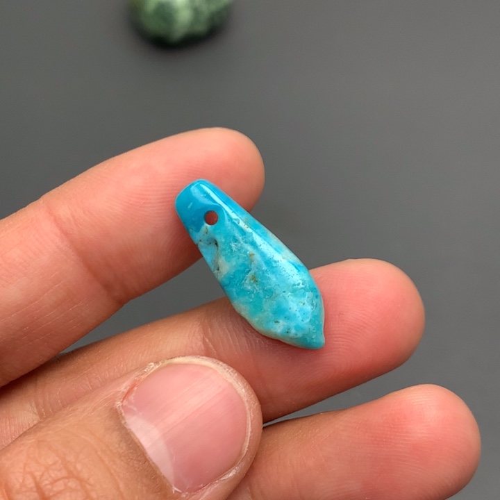 绿松石颈饰未镶嵌