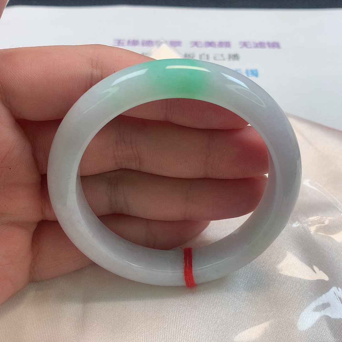 翡翠手镯未镶嵌301号