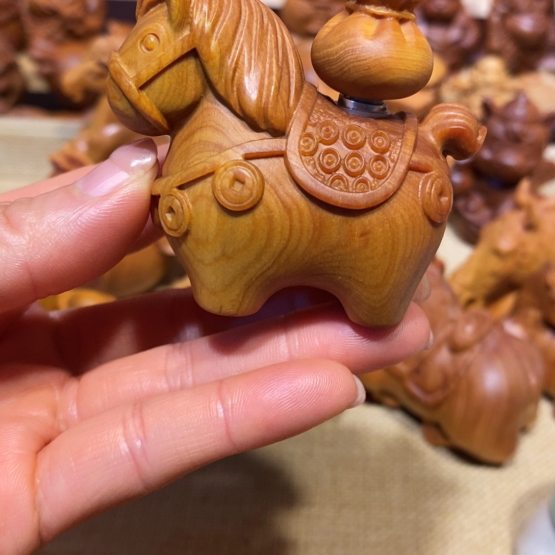 柏木（崖柏）镜****5崖柏手把件，马上有福