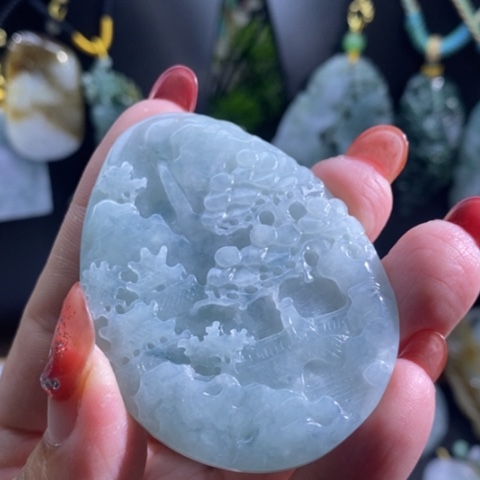 【闪购商品】颈饰未镶嵌翡翠山水