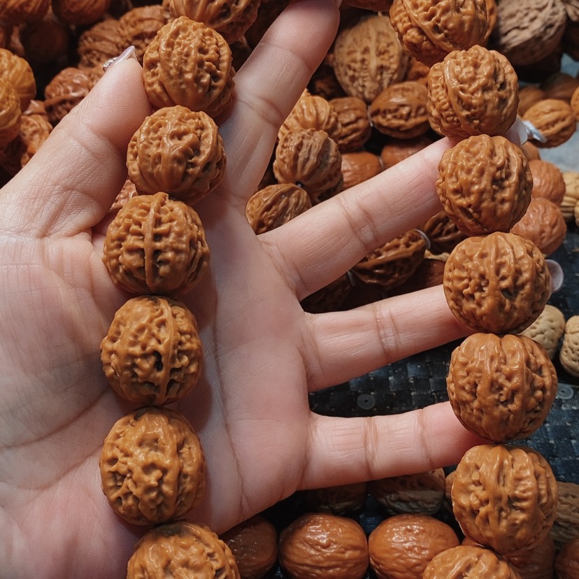 【闪购商品】文玩核桃吊坠金蟾背