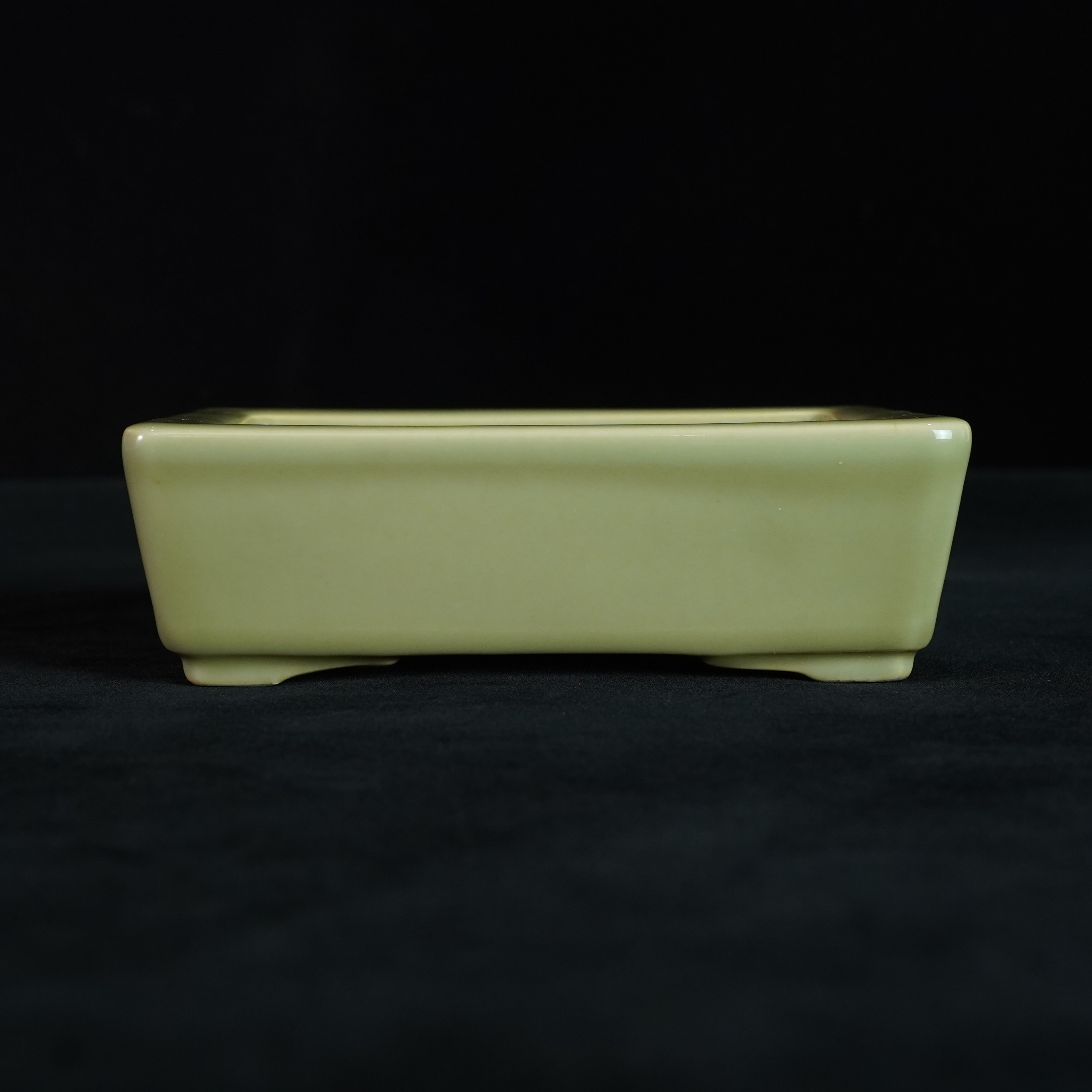 LXZ250111025【十竹斋】清晚期豆青釉水仙盆