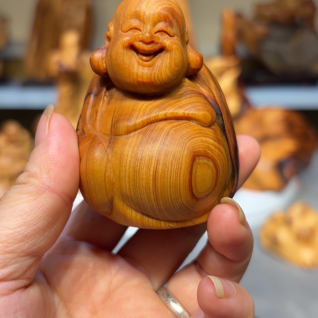 木太行崖柏弥勒佛