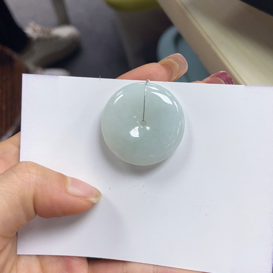 翡翠颈饰未镶嵌天然翡翠