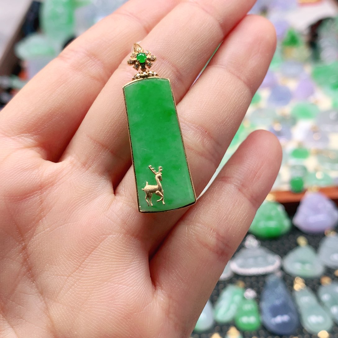 吊坠(不含链)18K金镶嵌翡翠
