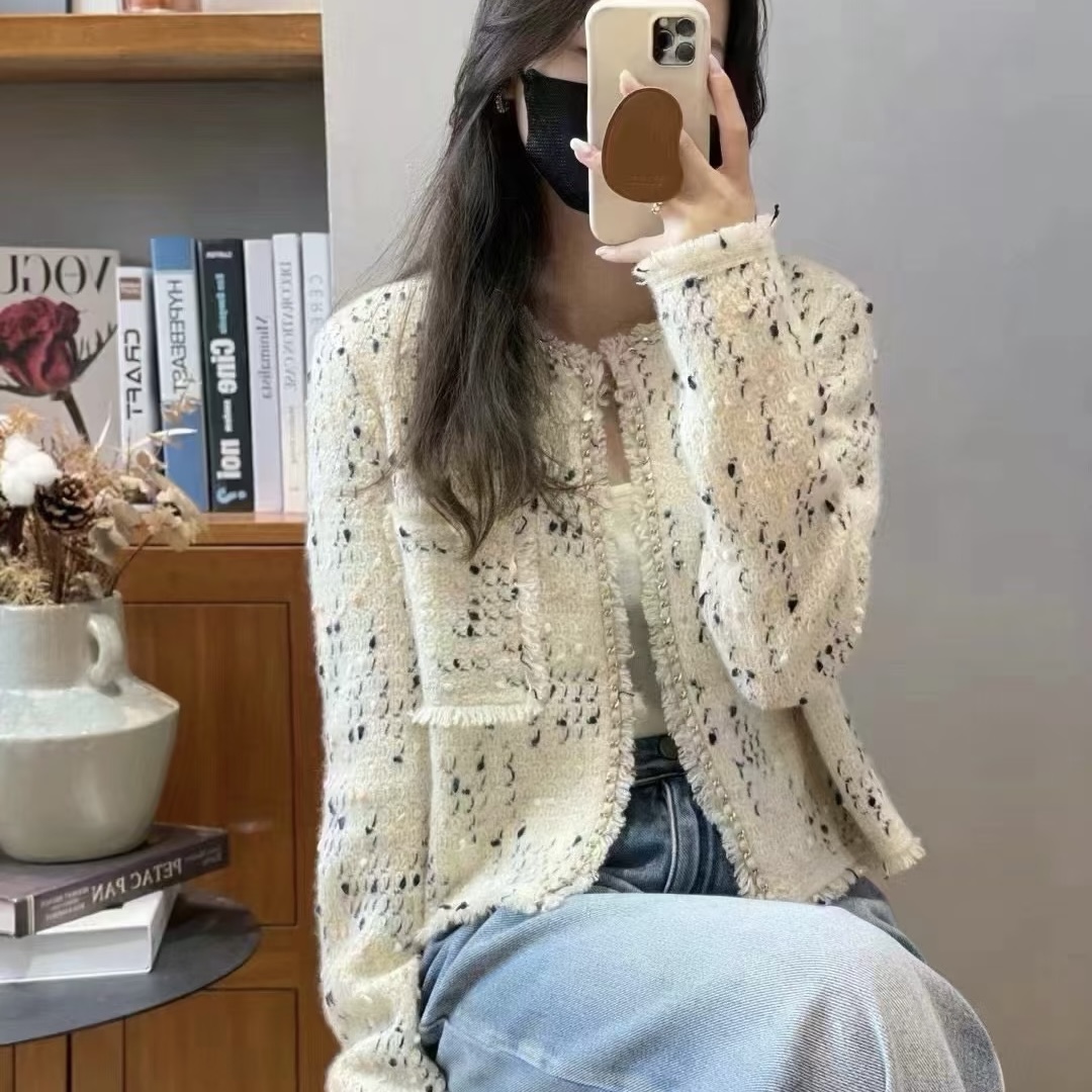 <猪猪出品>米白花纱粗花千金感圆领气质针织开衫外套百搭显瘦