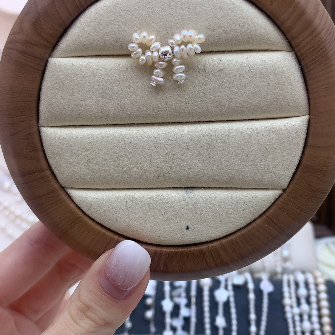 淡水珍珠未镶嵌耳饰