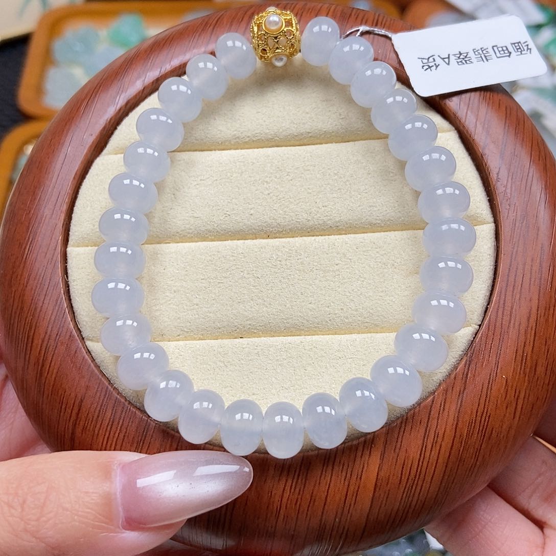 未镶嵌挂件翡翠闪