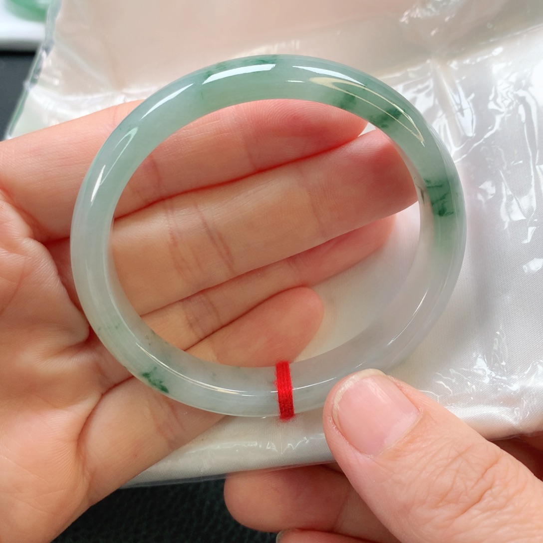 翡翠手镯未镶嵌55贵妃